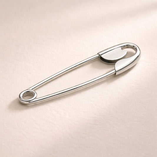 PINNA™ Oversized Safety-Pin Bun Clip