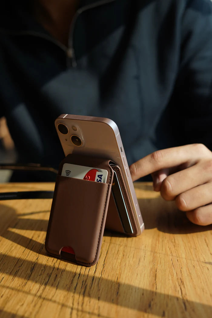 MagFold™ | MagSafe Wallet Stand